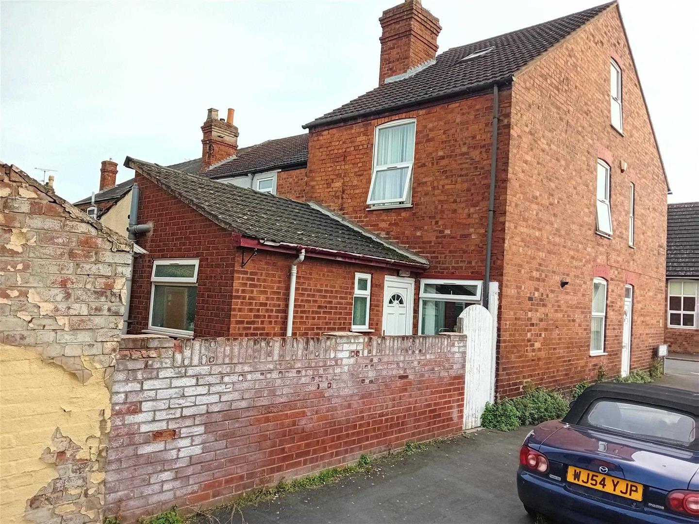 5 bed property in Bargate, Lincoln